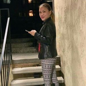 Meet your Posher, Ces